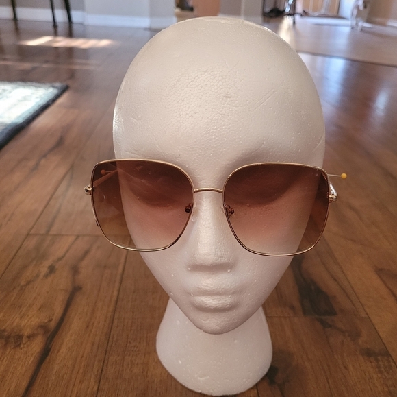SOJOS Eternal Large Gold‎ Frame Sunglasses